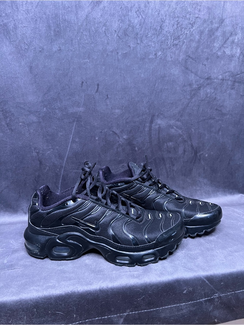 Nike Boy’s Black Air Max Plus Low-Top Sneakers